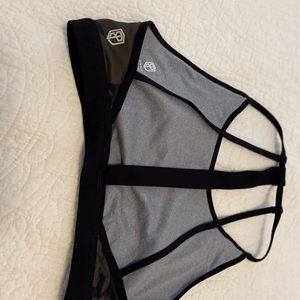 Born primitive sports bra